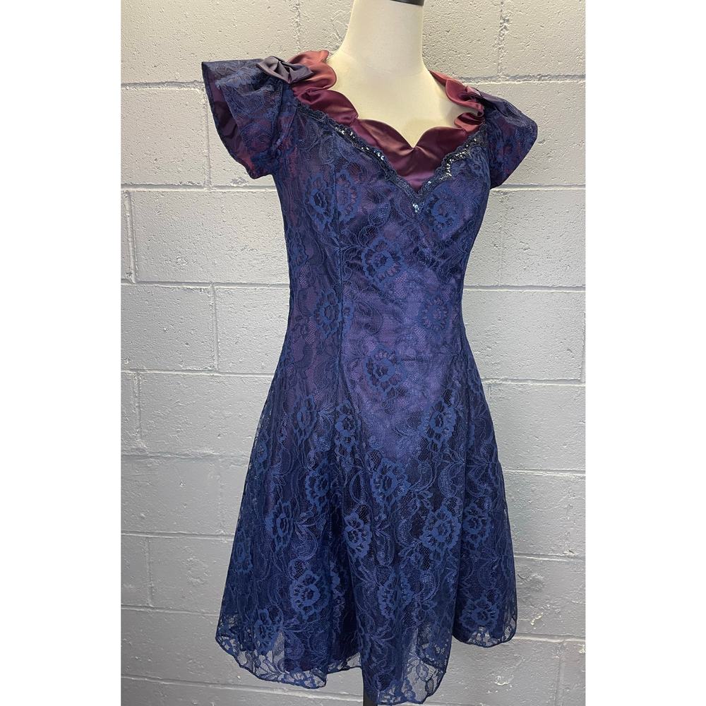 Vintage 1990s Zum Zum Taffeta Lace Ombre Prom Dress Scalloped Neckline Med